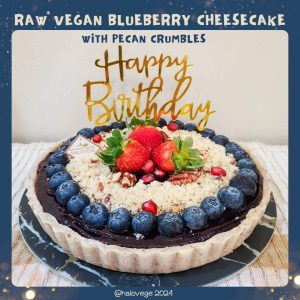 D24cm, Raw Vegan Blueberry Cheesecake with Pecan Crumbles